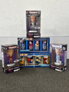 Limited Edition Star Trek Headliners XL and Collector Glass Sets