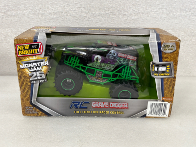 Monster Jam 25 (1992-2017) RC Grave Digger