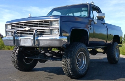 LIFTED 1984 CHEVROLET PICK UP