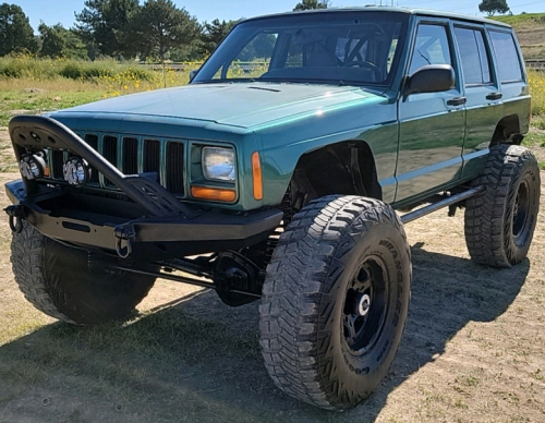 2000 JEEP CHEROKEE - 110K MILES!