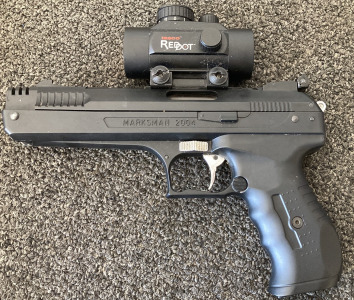 Beeman Marksman 2004 Deluxe Air Pistol With Tasco Red Dot