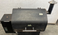 GMG Daniel Boone Pellet Smoker Turns On - 2