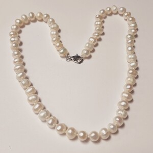 Silver Fresh Water Pearl 18" Necklace