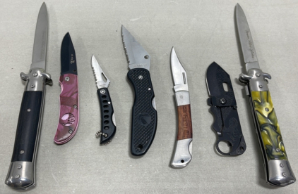 (7) Various Folding Knives… Carhartt, Elk Ridge +