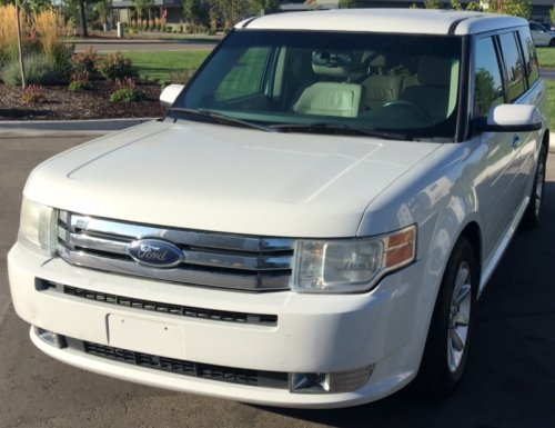 2009 FORD FLEX - AWD!