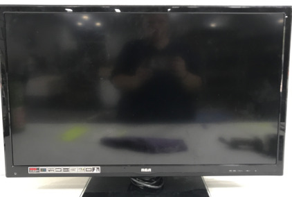 RCA 32” LED LCD TV & DVD Combo