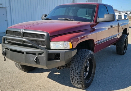 2002 DODGE RAM 2500 - DIESEL - 4X4!
