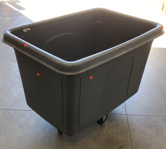 Rubbermaid 4614 Cube Truck