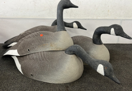 4 Geese Decoys