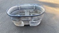 Rubbermaid Water-Feed Trough - 3