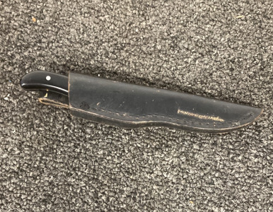 107 Buck Knife With Sleeve