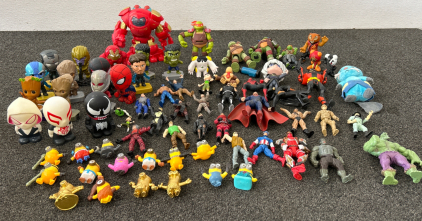 Boy’s dream lot of action figures!! Hulk, TMNT, Minions and so many more!! Please inspect.