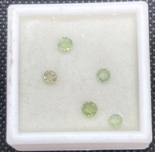 (5) Loose Green Sapphire Stones- Unable To Authenticate