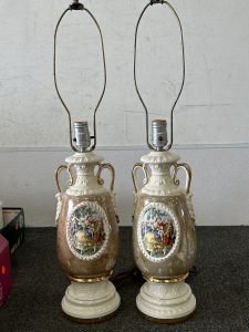 GORGEOUS Ceramic Vintage Victorian Style Lamps in great condition (2) and they work!! Please inspect.