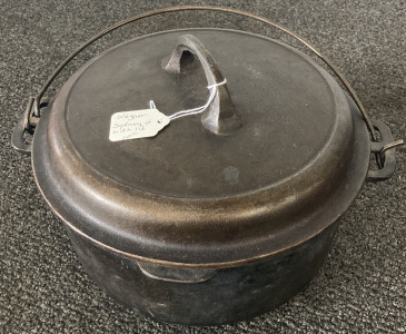 Wagner Ware Sydney -O- 10” Dutch Oven With Lid