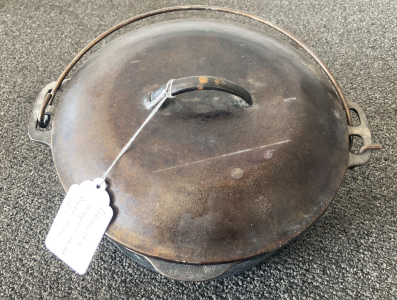 Griswold & Wagner Marked 6Qt 10” Dutch Oven