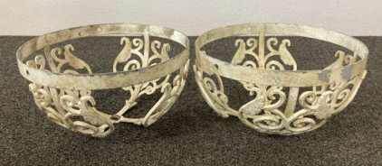 (2) Metal Hanging Baskets 9&rdquo; Diameter
