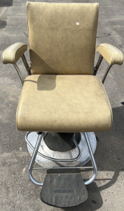 Tan/ Metal Barber Chair