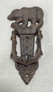 (1) Cast Iron Bear Door Knocker