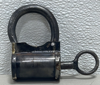 (1) Hand Made Lock and Key Set