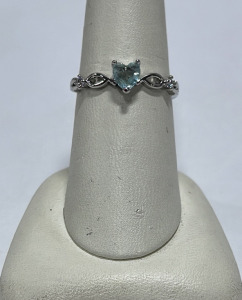 (1) Heart Shaped Cut And Faceted Aquamarine Silver .925 Ladies Ring Size 8