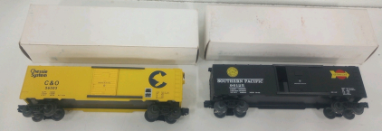 (2) Frank RoundHouse 11" 0-Scale Electric Freight Cars