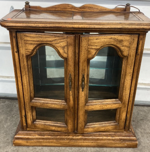 Small Lighted Display Hutch