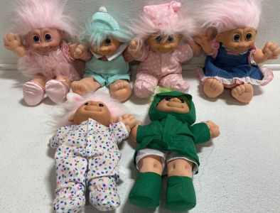 (6) 12&rdquo; Assorted Troll Dolls